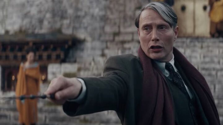 Les Animaux fantastiques 3 : retour à Poudlard, Johnny Depp remplacé... Ce  que l'on retient de la bande-annonce ! (VIDEO)
